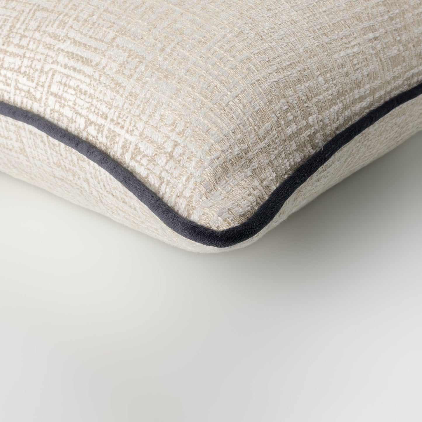 Pearl Lumbar piped in Angelite