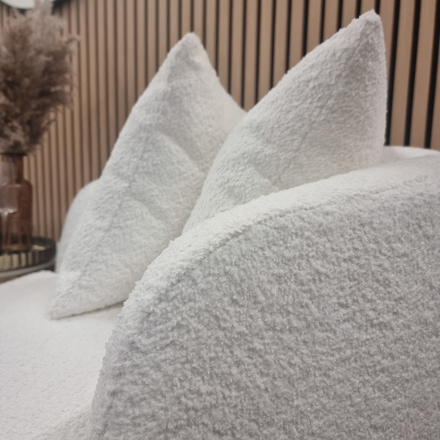 PROMO Cuddle Accent Chair