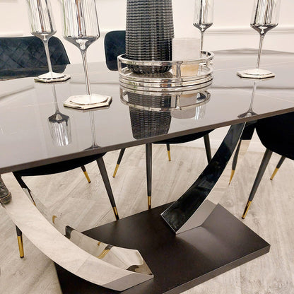 PROMO Venus Dining Table with 4 Black Luna Chairs