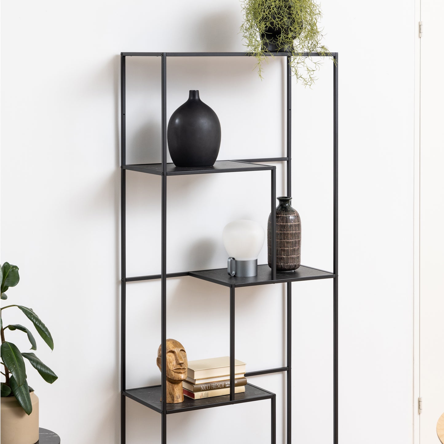 Infinity Bookcase with 4 shelves in Black