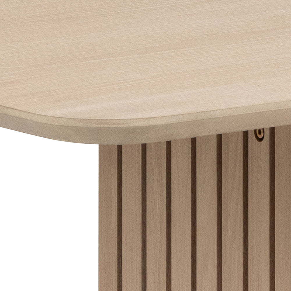 Christo Dining Table in Oak